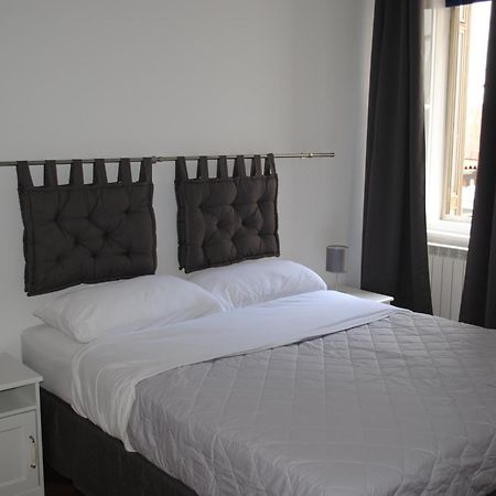 Ca' Goia Appartement Triëst Buitenkant foto